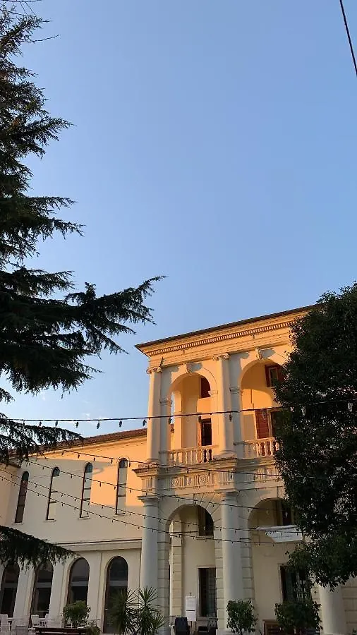 Guest House Villa Angaran San Giuseppe Bassano del Grappa 0*,