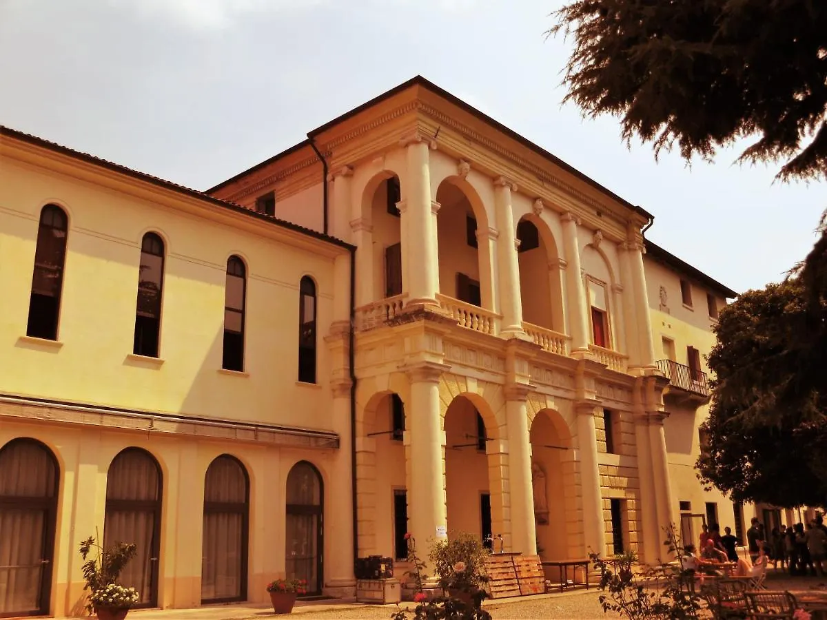 Guest House Villa Angaran San Giuseppe Bassano del Grappa